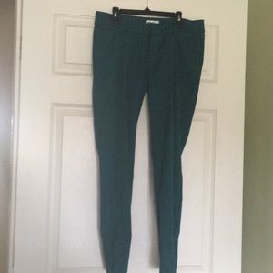 Cropped textured pants